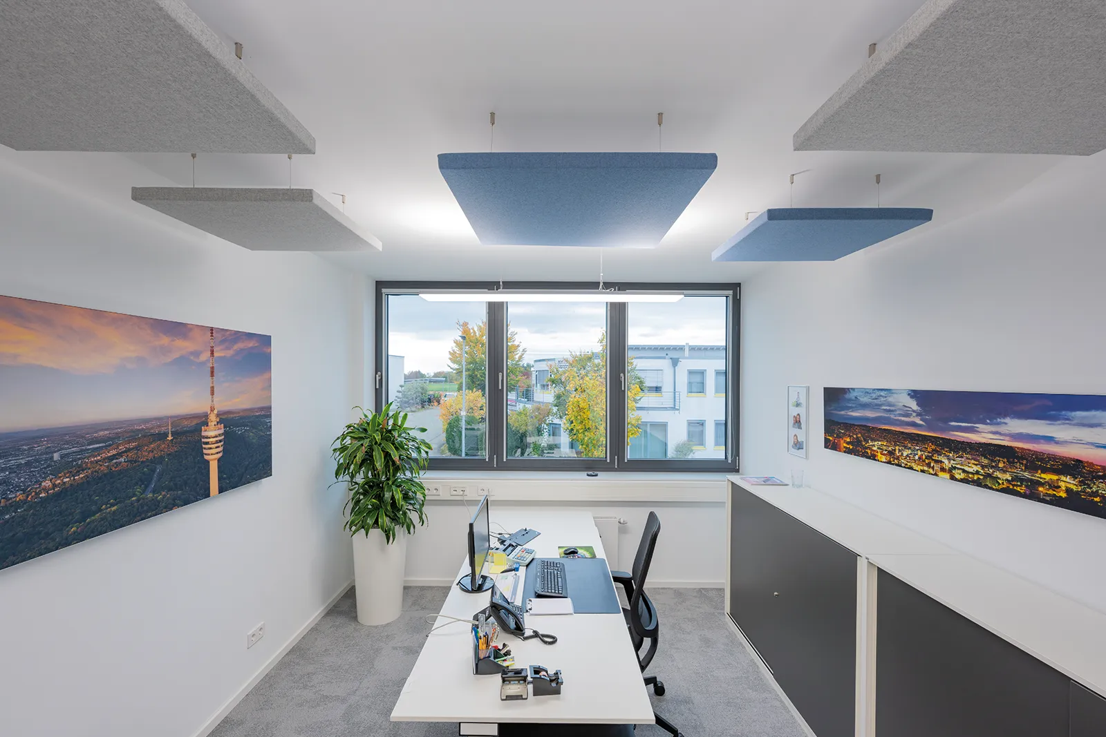 ALD 50, bespannt mit zwei Stoffen aus der Kollektion Blazer lite